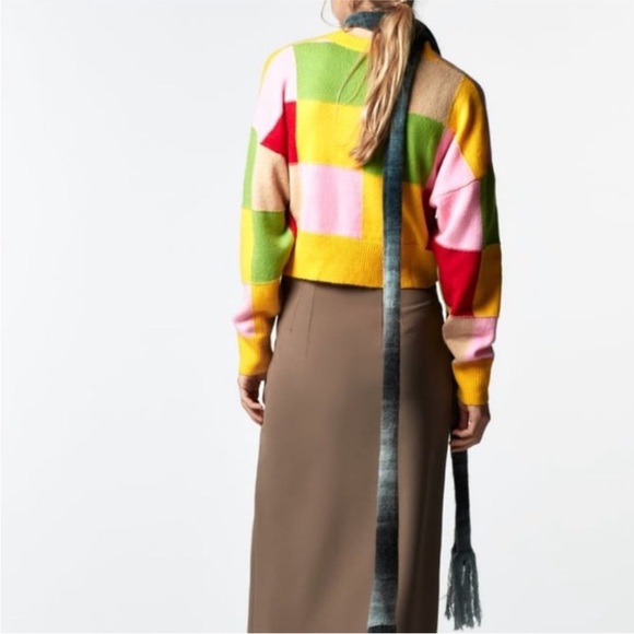 Zara Bright Checkered Crop Crewneck Sweater Size M ASO Alia Bhatt & Kriti Sanon - Picture 6 of 16